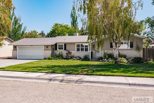 2341 Briarcliff Ave, Idaho Falls, ID, 83404-6317 | Card Image