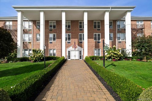 1-k-55 Lenox Road, Hempstead, NY, 11570 | Card Image