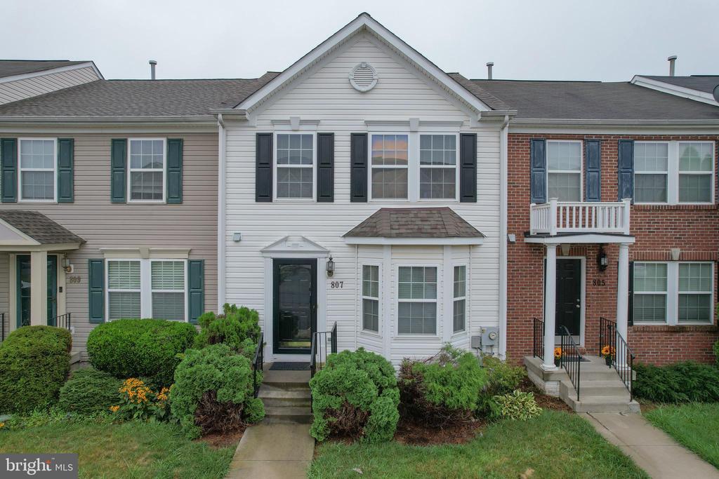 Desota Way, Martinsburg, WV 25401