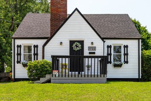 1722 41st Street Nw, Canton, OH, 44709 | Card Image