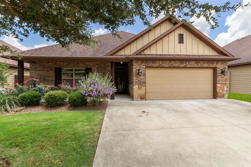 417, 419, 421 & 3009 Hayes, Papa Bear, College Station, TX, 77845 | Card Image