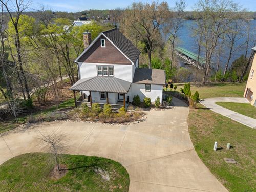 369 Fanning Bend Dr, Winchester, TN, 37398-4075 | Card Image