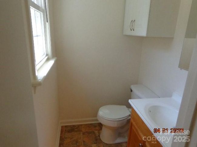 287 Little Wilkesboro Rd, House other with 3 bedrooms, 2 bathrooms and null parking in Harmony NC | Image 8