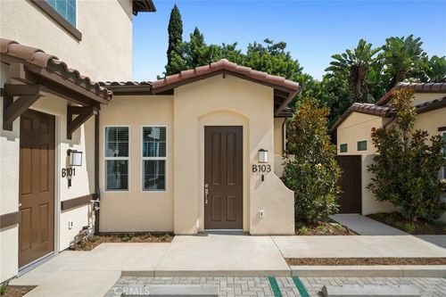b103-376 Hamilton St, Costa Mesa, CA, 92627 | Card Image
