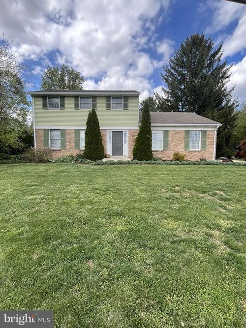 213 Tobacco Road, EPHRATA, PA, 17522 | Card Image