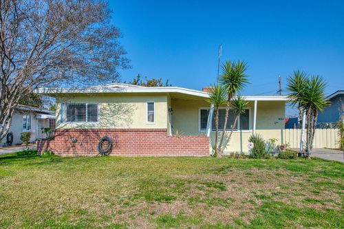 3233 E Dakota, Fresno, CA, 93726 | Card Image