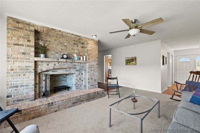1110 W Helton Rd, Home with 3 bedrooms, 3 bathrooms and null parking in Scottsburg IN | Image 18