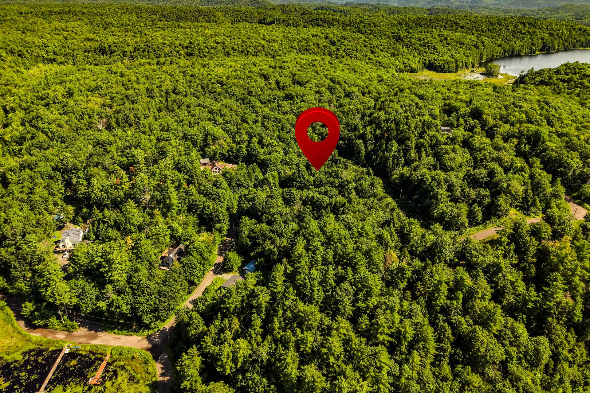 Land in Grenville-sur-la-Rouge