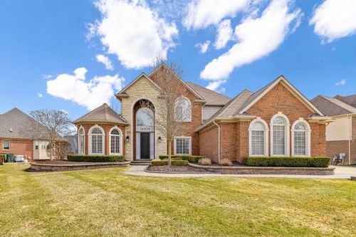 56434 Ken Charles Dr, Shelby Township, MI, 48316-5550 | Card Image