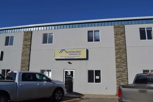 {{alt}} | Card Image