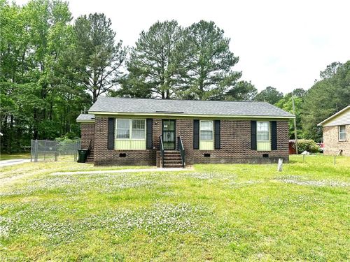 612 S Martin Luther King Ave, Enfield, NC, 27823-1264 | Card Image