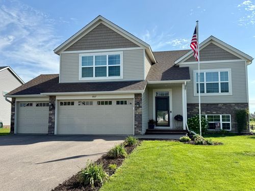 8817 Farmstead Ave, Monticello, MN, 55362 | Card Image