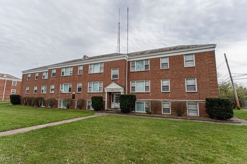 365 E Midlothian Blvd, Youngstown, OH, 44507-1977 | Card Image