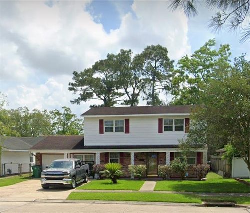 625 W Niagara Cir, Terrytown, LA, 70056-2916 | Card Image