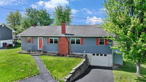 67 Picnic Woods Rd, Clintondale, NY, 12515-5105 | Card Image