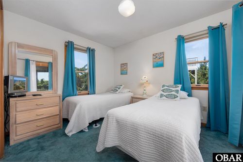 25045 Sea Vista Ct, Waves, NC, 27982 | Card Image