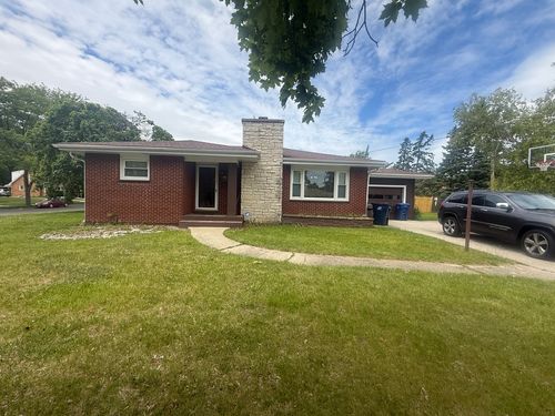 820 Cedar Ave, Waukegan, IL, 60085-7066 | Card Image