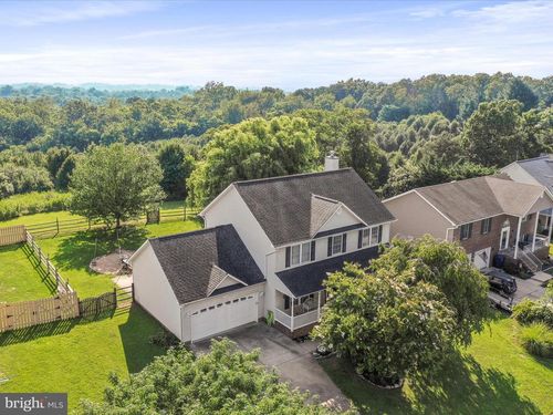 1143 Happy Ridge Dr, FRONT ROYAL, VA, 22630-5302 | Card Image