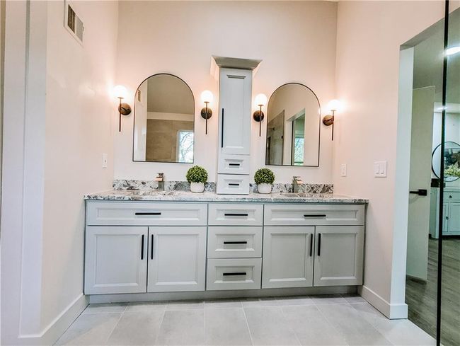 14300 W 123 Rd St, House other with 5 bedrooms, 4 bathrooms and null parking in Olathe KS | Image 19