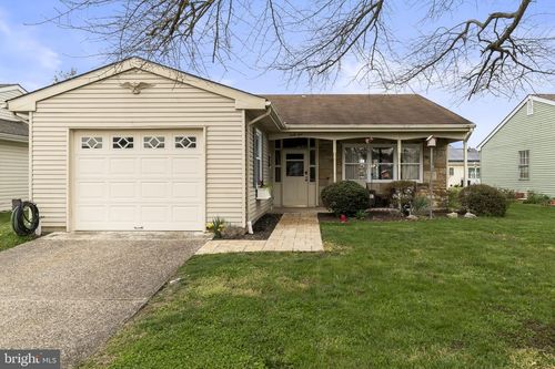 61 Chatham Pl, Southampton, NJ, 08088-1139 | Card Image