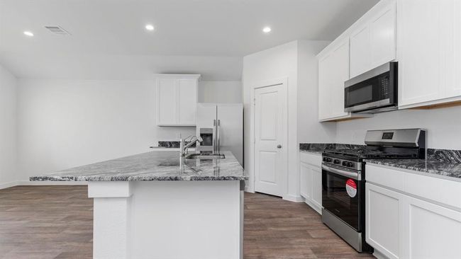 *Images and 3D tour are for illustration only and options may vary from home as built. | Image 12
