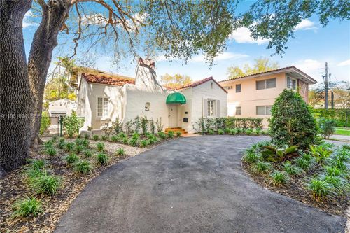 311 Navarre Ave, Coral Gables, FL, 33134-4227 | Card Image