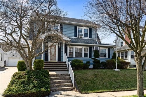 52 Manner Ave, Garfield, NJ, 07026-1419 | Card Image
