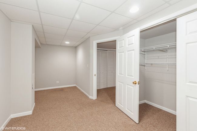 Office or a den in the basement | Image 16