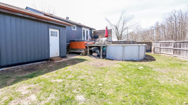 51 Christie Cres, House other with 4 bedrooms, 2 bathrooms and 4 parking in Barrie ON | Image 38