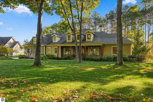 5552 S Spyglass Ridge Dr, Suttons Bay, MI, 49682-9482 | Card Image