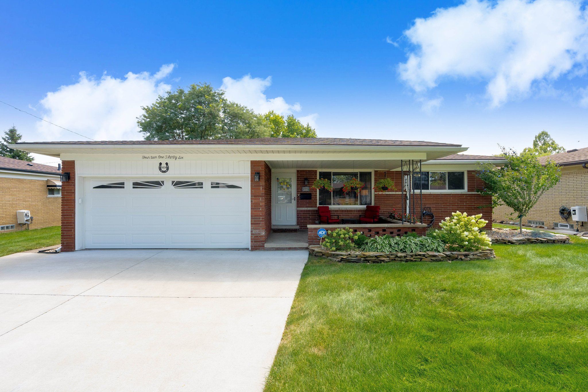 Castle Ave, Warren, MI 48088