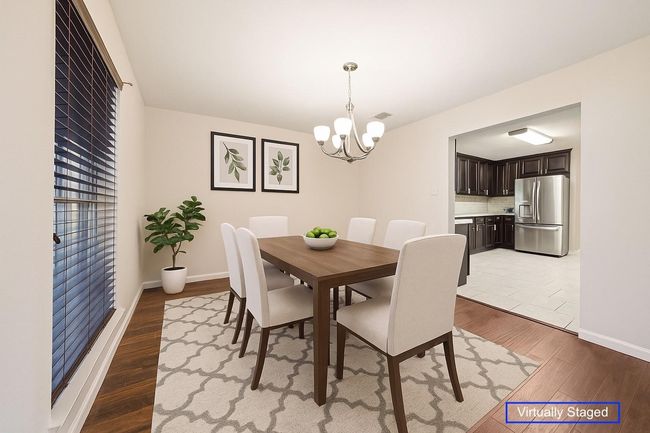 Dining Room (VS) | Image 4