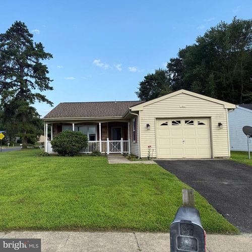 1 Dorchester Dr, Southampton, NJ, 08088-1357 | Card Image