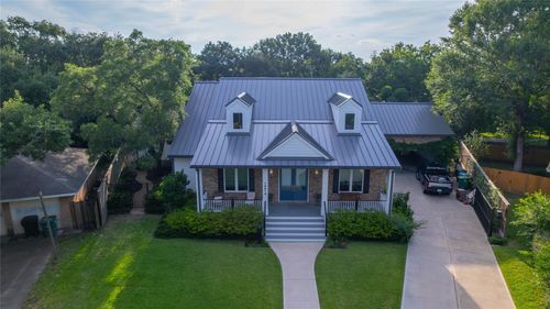 10614 Moonlight Dr, Houston, TX, 77096-5217 | Card Image