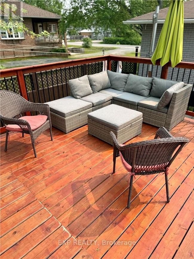 3135 Louis St, House other with 4 bedrooms, 2 bathrooms and 4 parking in Val Caron ON | Image 39
