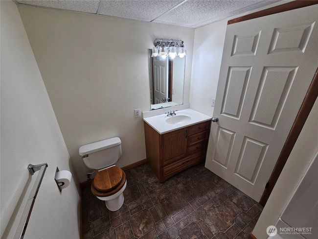 33601 Us Highway 97, House other with 4 bedrooms, 4 bathrooms and null parking in Oroville WA | Image 28