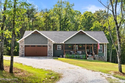 364 Alf Threet Rd, Jamestown, TN, 38556-5442 | Card Image