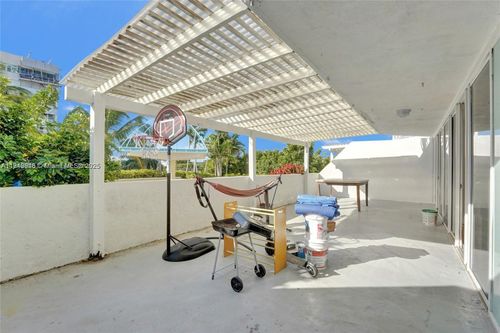 406-7601 E Treasure Dr, North Bay Village, FL, 33141-4300 | Card Image