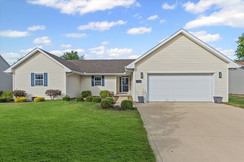 1708 Magnolia Dr, Saint Joseph, IL, 61873-8413 | Card Image