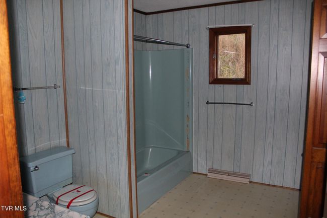 1842 Manville Rd, House other with 4 bedrooms, 3 bathrooms and null parking in Gate City VA | Image 24