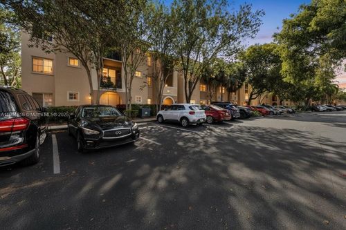 apt-303-2516 Centergate Dr, Miramar, FL, 33025-7243 | Card Image