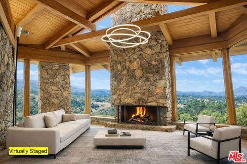 1926 Calle Yucca, Thousand Oaks, CA, 91360-2255 | Card Image