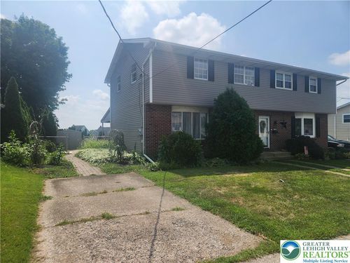 102 W 26th St, NORTHAMPTON, PA, 18067-1111 | Card Image