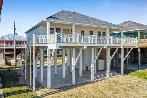 2584 Whitecap, Crystal Beach, TX, 77650 | Card Image