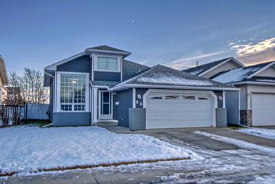 84 Applecrest Cres Se, House detached with 5 bedrooms, 3 bathrooms and 4 parking in Calgary AB | Image 1