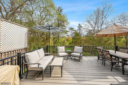 8 Delaware Ln, Branchburg, NJ, 08876-5448 | Card Image