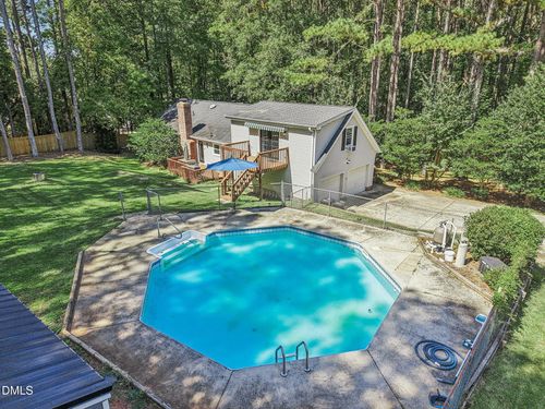 2004 Spring Valley Dr, Clayton, NC, 27520-9342 | Card Image