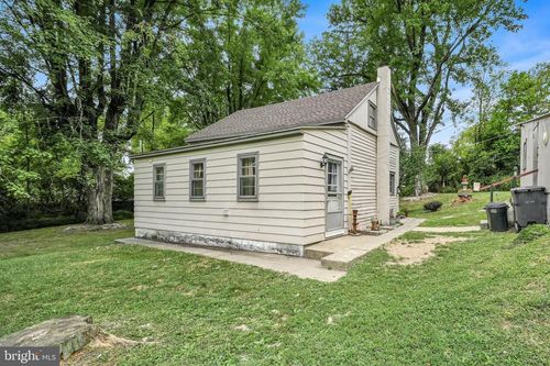 1325 Moselem Springs Road, HAMBURG, PA, 19526 | Card Image