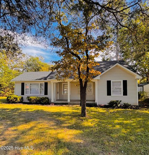 603 Lees Mill Rd, Laurinburg, NC, 28352-2708 | Card Image