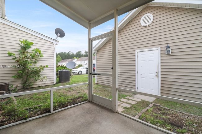 300 Campus Ln, Townhouse with 4 bedrooms, 4 bathrooms and null parking in Okatie SC | Image 8